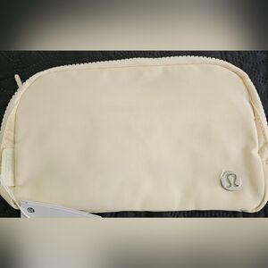 Lululemon Everywhere Belt Bag 1L Neo Mint  9"X 5" Brand New With Tags